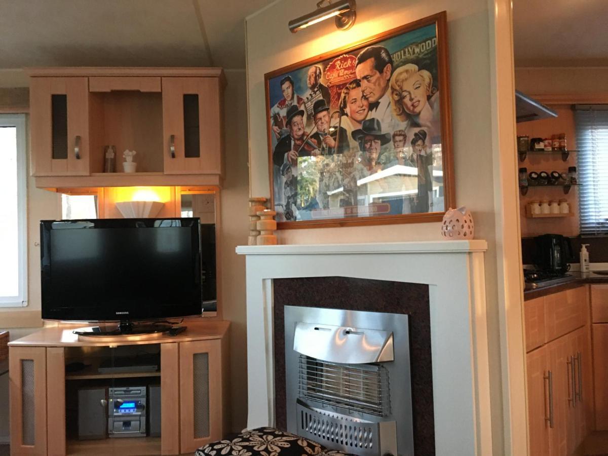 Prachtige Luxe Chalet Op De Veluwe Nabij Hoenderloo Εξωτερικό φωτογραφία